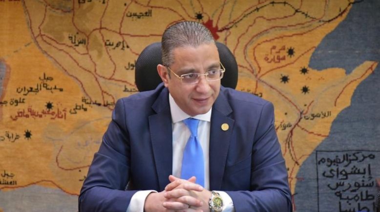 الدكتور أحمد الأنصاري محافظ الفيوم