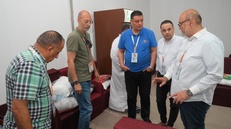  جولة ميدانية موسعة لتفقد مخيمات حجاج الجمعيات بعرفات