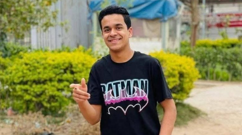 الطالب عبد الرحمن خالد