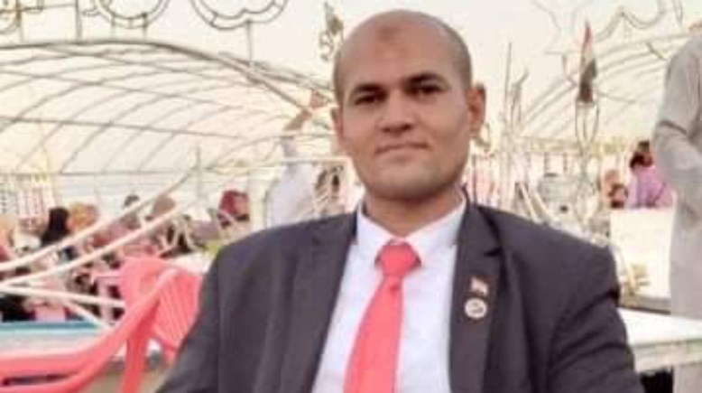 محمود محمد فتحي شاب من ذوي الهمم 