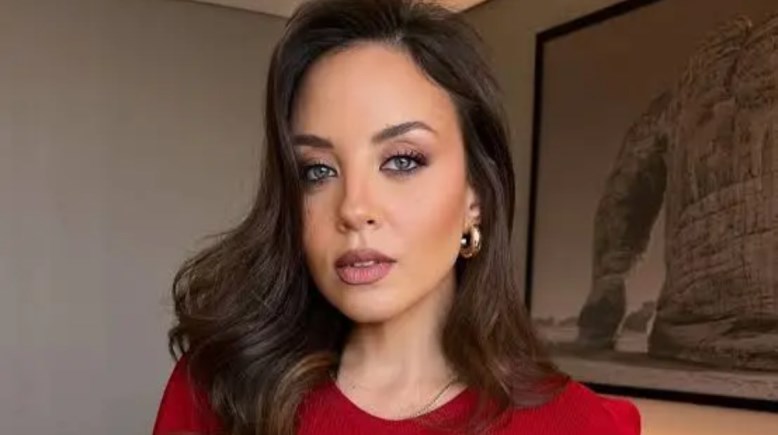 الفنانة مريم الخشت
