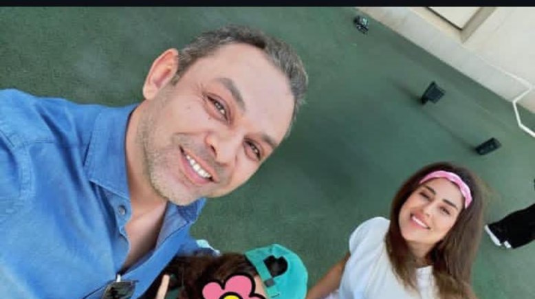 أيتن عامر مع طليقها محمد عز العرب وأولادهم 