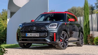 سيارة ميني Countryman JCW