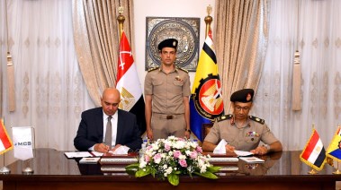 جانب من توقيع إتفاق بين الكلية الفنية العسكرية مع شركة الشرق الأوسط لخدمات تكنولوجيا المعلومات