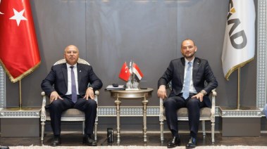 الفريق كامل الوزير من تركيا