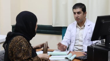 تقديم الخدمات للمرضى بمنافذ التأمين الصحي الشامل