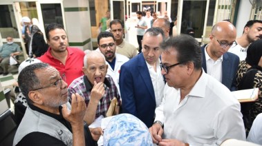 نائب رئيس مجلس الوزراء وزير الصحة والسكان، الدكتور خالد عبدالغفار، في جولته التفقدية المفاجئة