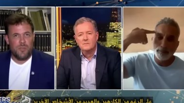مناظرة باسم يوسف مع متحدث سابق باسم الجيش الإسرائيلي جوناثان كومريكوس