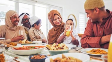 إتيكيت الزيارات في عيد الأضحى - تعبيرية