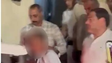 لحظة القبض على أحد أعضاء نادي الجزيرة