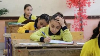 طلاب الصف السادس الابتدائي