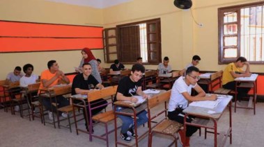 طلاب الصف الثالث الثانوي
