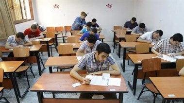 طلاب الصف الثالث الثانوي