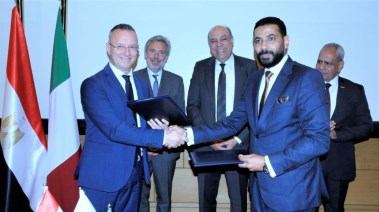 جانب من  توقيع اتفاقية تعاون استراتيجي بين SAVIS وFLYON Aero