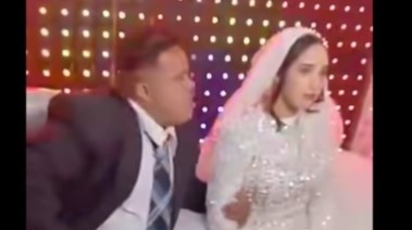 جانب من زواج فتاة من عريس متلازمة داون