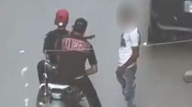 جانب من الفيديو 