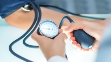 علاقة ضغط الدم وإطلاق الريح