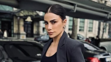 الفنانة صبا مبارك