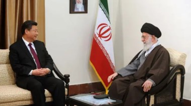 المرشد الإيراني والرئيس الصيني شي جين بينج