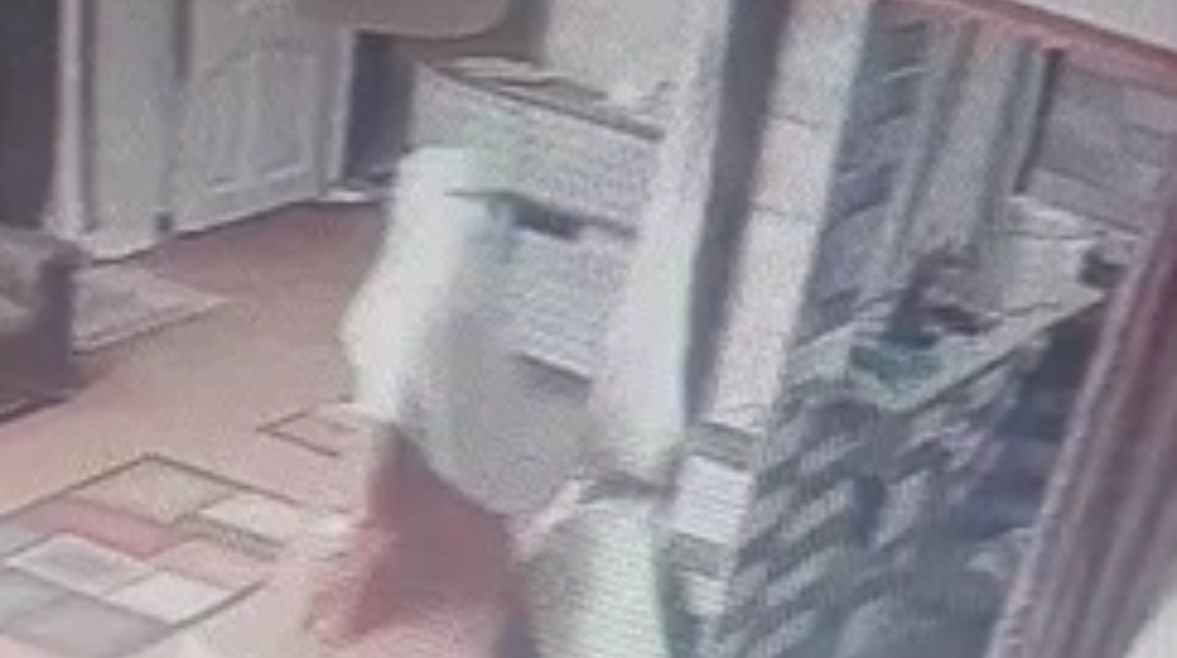 جانب من الواقعة عبر كاميرات المراقبة