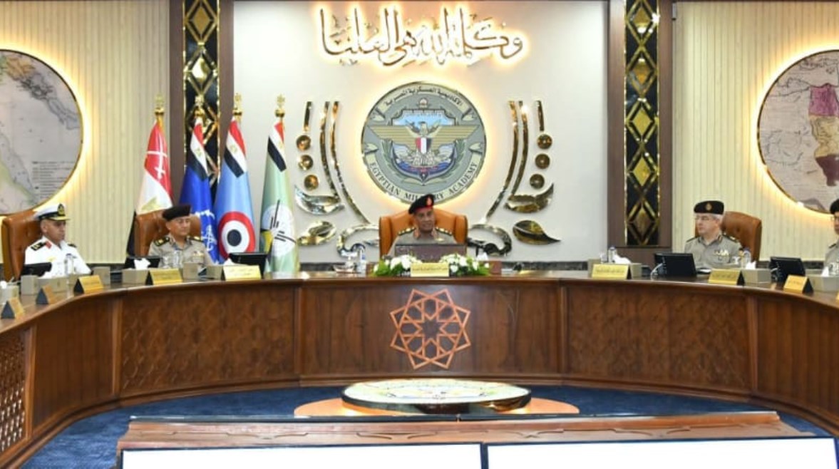 جانب من مؤتمر مدير الأكاديمية العسكرية الفريق أشرف سالم زاهر جانب من مؤتمر مدير الأكاديمية العسكرية الفريق أشرف سالم زاهر