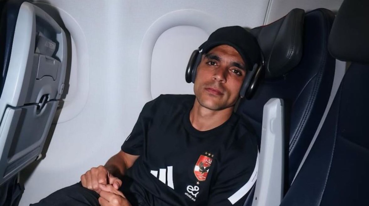 لاعب النادي الأهلي أشرف بن شرقي لاعب النادي الأهلي أشرف بن شرقي