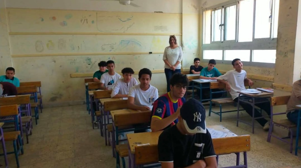 لجنة امتحانية- أرشيفية لجنة امتحانية- أرشيفية