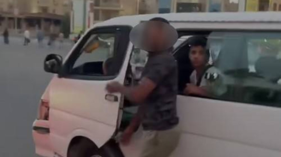 المتهم بالسير عكس الإتجاه المتهم بالسير عكس الإتجاه
