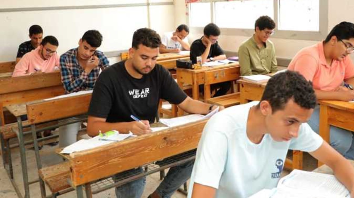 طلاب الثانوية العامة طلاب الثانوية العامة