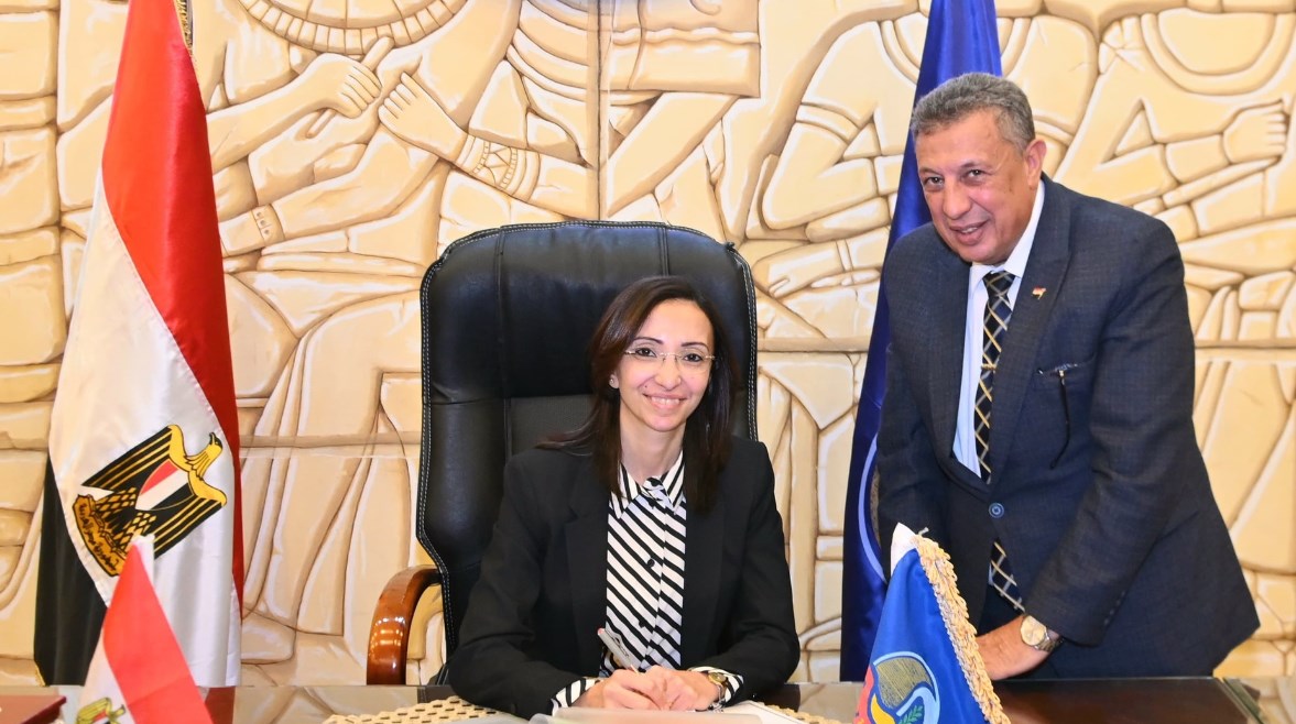 محافظة البحيرة عقب اعتماد نتيجة الصف الثالث الإعدادي محافظة البحيرة عقب اعتماد نتيجة الصف الثالث الإعدادي