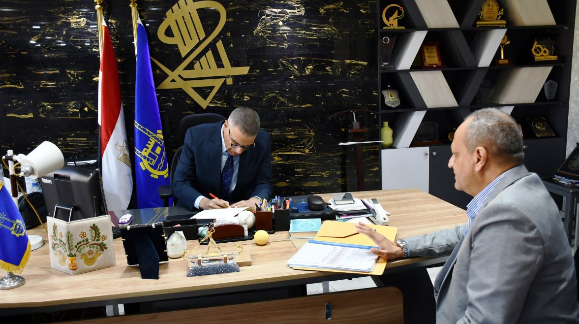 اعتماد محافظ أسوان لنتيجة الشهادة الإعدادية 2025 اعتماد محافظ أسوان لنتيجة الشهادة الإعدادية 2025
