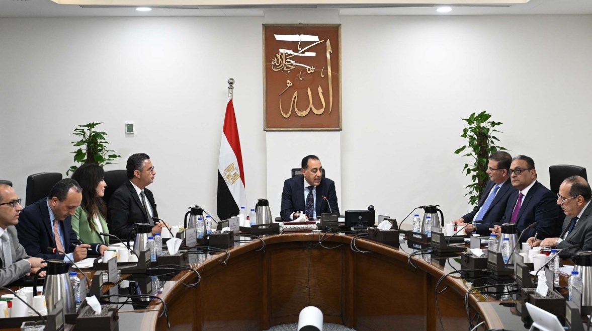 جانب من الاجتماع جانب من الاجتماع
