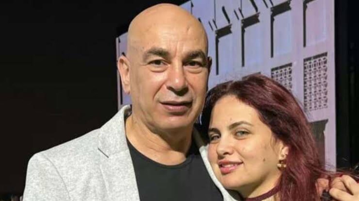 صورة لحسام حسن مع زوجته صورة لحسام حسن مع زوجته
