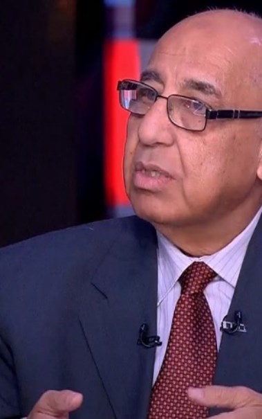 الدكتور علي عوف