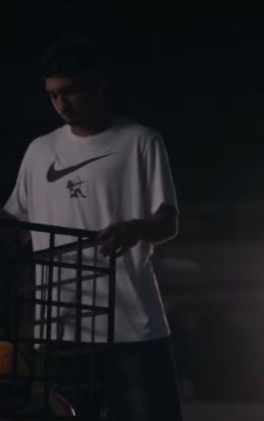 تقديم أحمد شريف