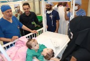عملية فصل التوأم الملتصق السوري "سيلين وإيلين”