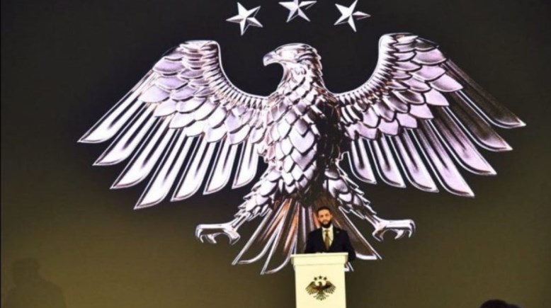 الرئيس السوري أحمد الشرع خلال حفل إطلاق الهوية البصرية