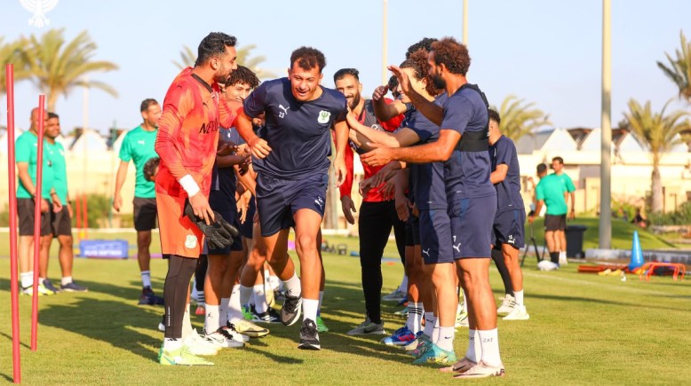 عمر الساعي 