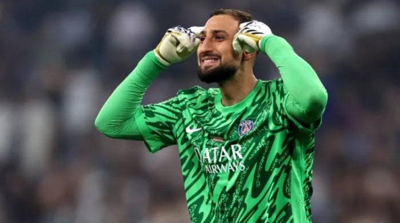 دوناروما حارس مرمى  بي اس جي