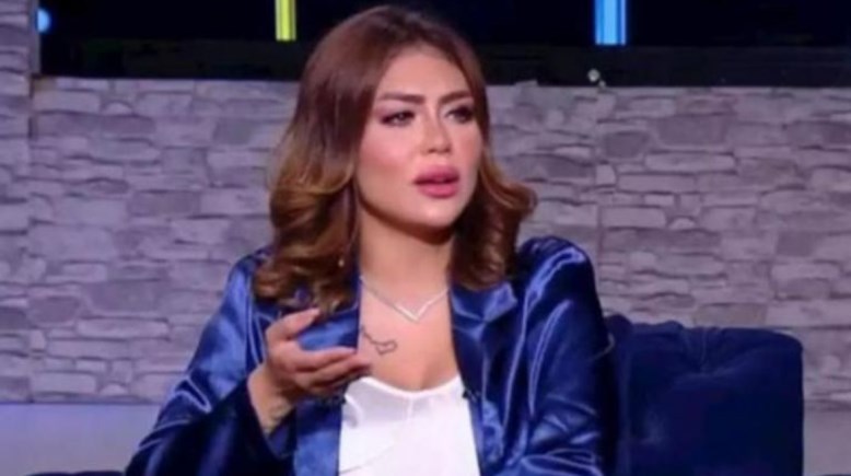 البلوجر هدير عبد الرازق 
