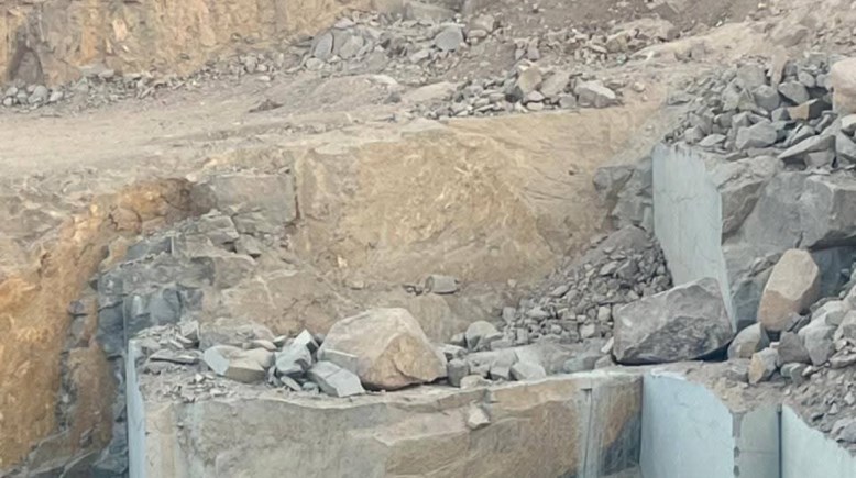 غرق صغير في بركة مياه بأسوان