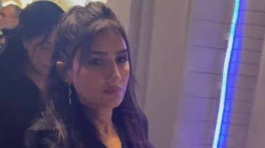 تجمع الفنانين في عزاء سامح عبد العزيز