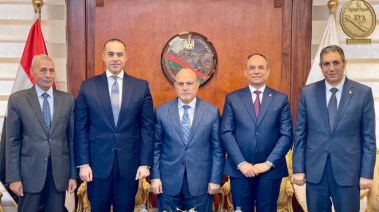 وزير الشؤون القانونية يزور رئيس هيئة النيابة الإدارية