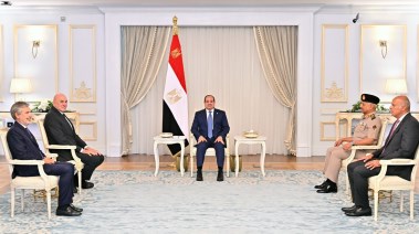 الرئيس السيسي خلال استقباله وزير الدفاع الإيطالي جويدو كروسيتو