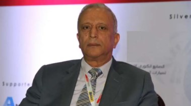  اللواء حسين مصطفى خبير السيارات 