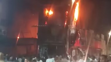 حريق بمحلين وشقتين بالمنيا