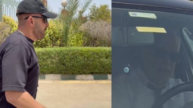 أحمد السقا وأشرف زكي خلال حضور جنازة شقيق خالد جلال