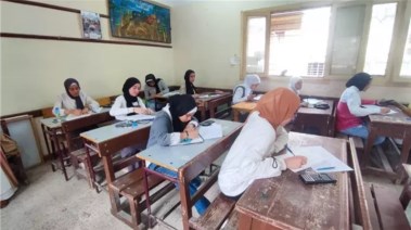 طالبات الشهادة الاعدادية 