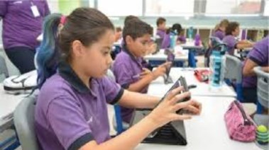 التحويلات بين المدارس 2025-2026