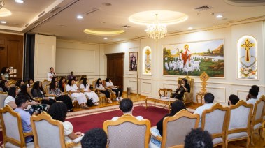 البابا تواضروس وشباب ملتقى لوجوس